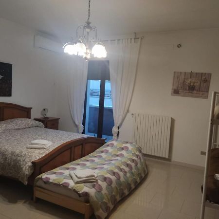 "La Casa Di Mariagrazia" Appartamento 4 Locali Sammichele Di Bari Luaran gambar