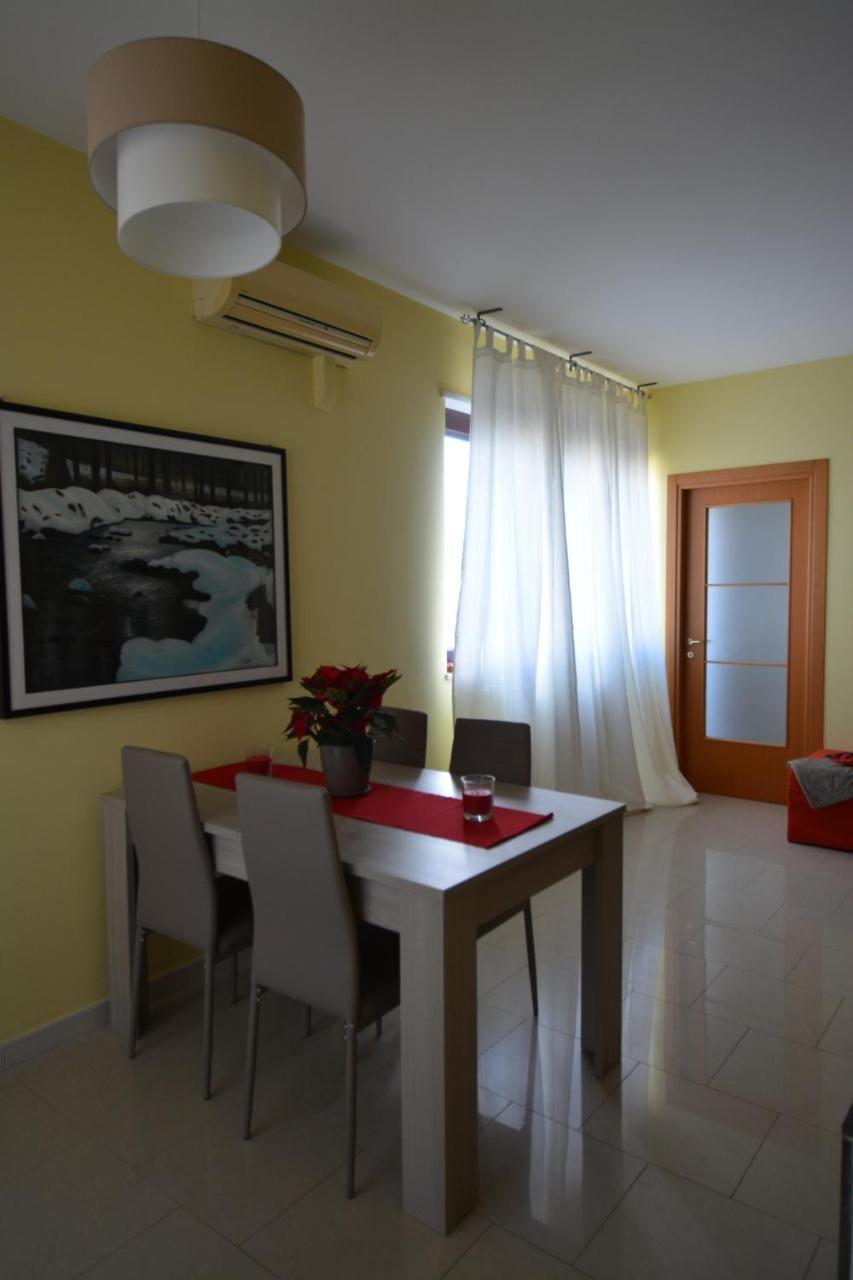 "La Casa Di Mariagrazia" Appartamento 4 Locali Sammichele Di Bari Luaran gambar
