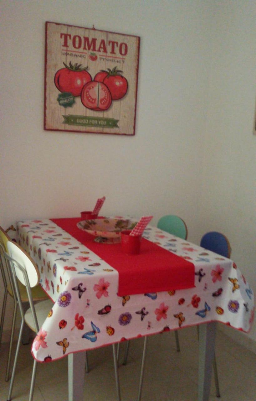 "La Casa Di Mariagrazia" Appartamento 4 Locali Sammichele Di Bari Luaran gambar