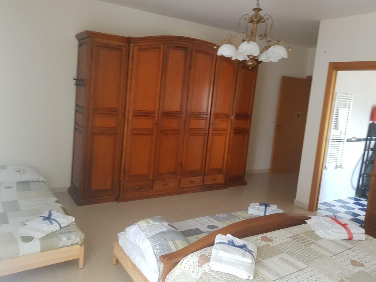 "La Casa Di Mariagrazia" Appartamento 4 Locali Sammichele Di Bari Luaran gambar